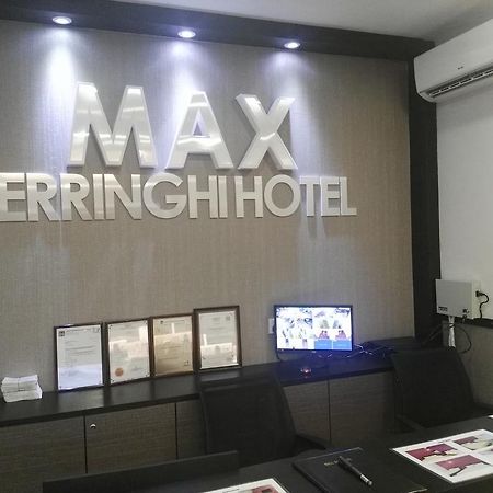 Max Ferringhi Hotel Batu Feringgi Exteriör bild