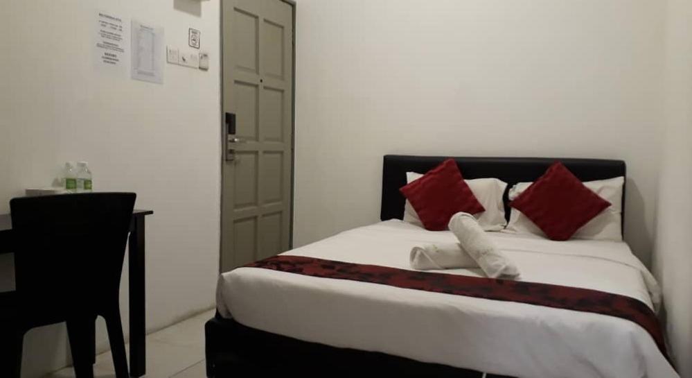 Max Ferringhi Hotel Batu Feringgi Exteriör bild