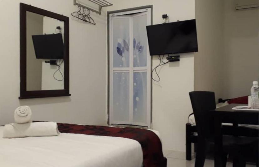 Max Ferringhi Hotel Batu Feringgi Exteriör bild